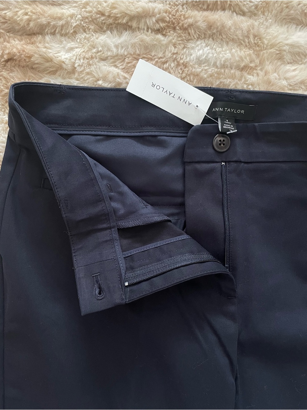 Ann Taylor Cotton Crop Pant Navy Size 8 Curvy Fit NWT - Picture 6 of 9
